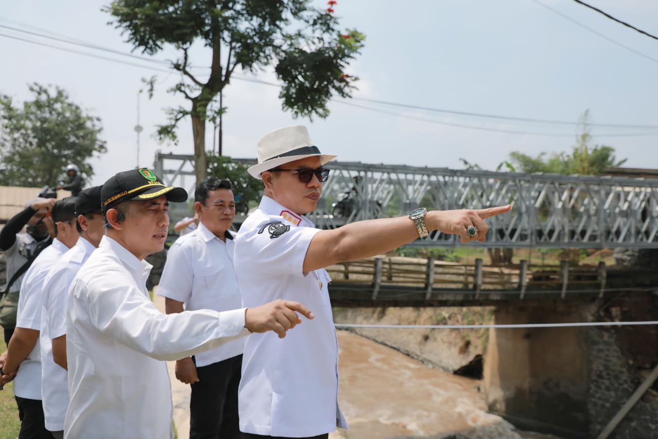 KDS Tinjau Jembatan Bailey Radug Sudah Bisa Dilewati Kendaraan 